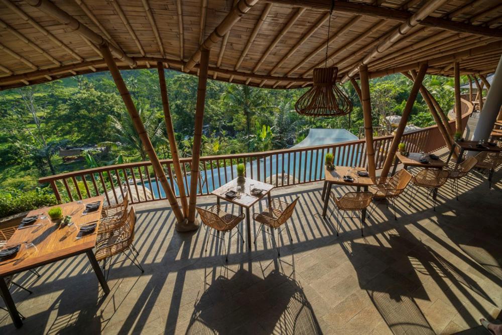 Wapa Di Ume Sidemen Hotel Sidemen  Buitenkant foto The restaurant at the resort