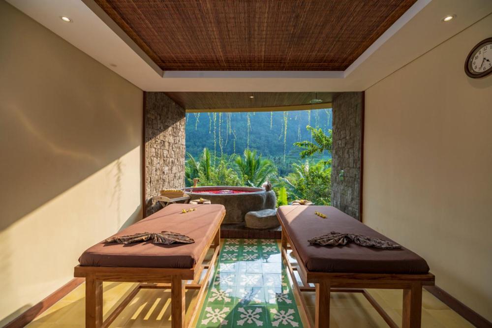 Wapa Di Ume Sidemen Hotel Sidemen  Buitenkant foto Spa at the resort
