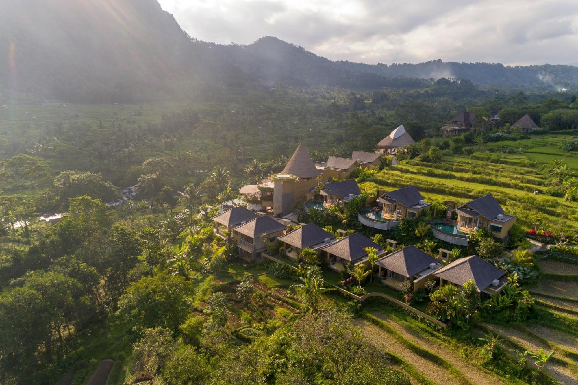 Wapa Di Ume Sidemen Hotel Sidemen  Buitenkant foto Aerial view of the resort